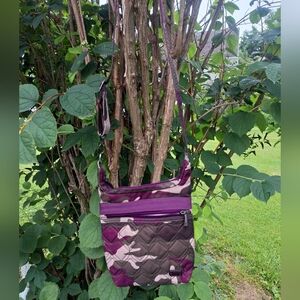 Lug Skipper Crossbody